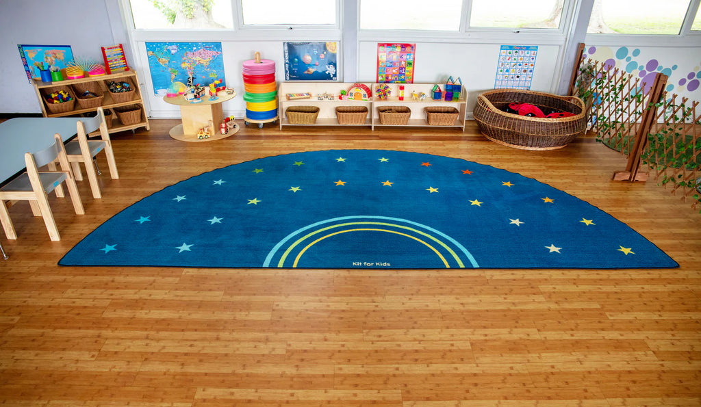 Essentials™ Gradient Stars Indoor / Outdoor Semi Circle Carpet 4x2m