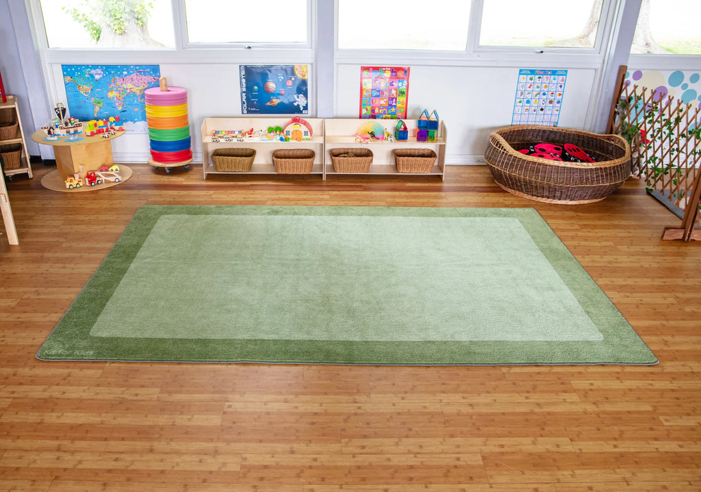 Classic Rectangular Border Carpet - Green 3x2m