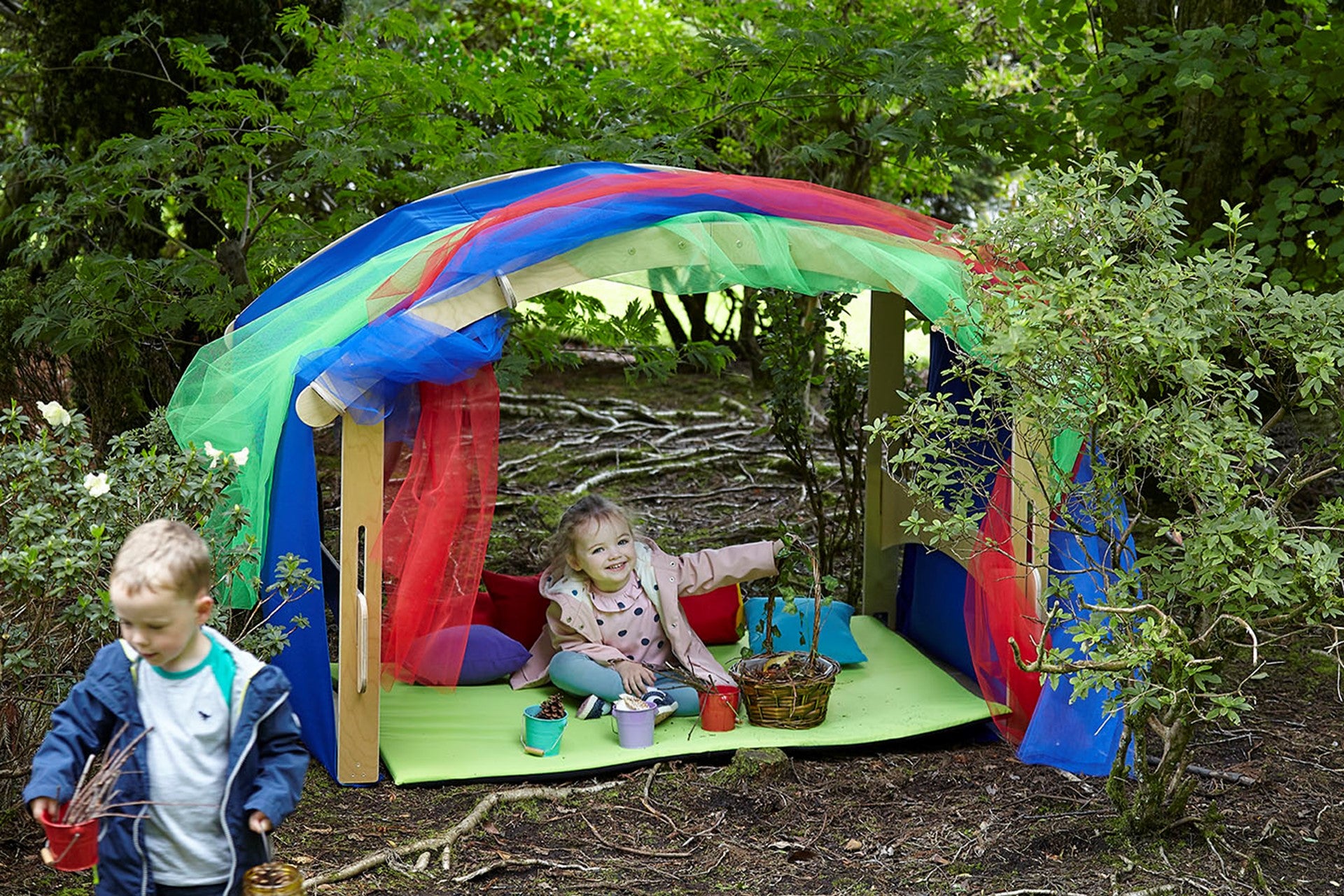 Den Types Indoor/Outdoor Folding Den Plus Rainbow Den Kit – Classroom Direct