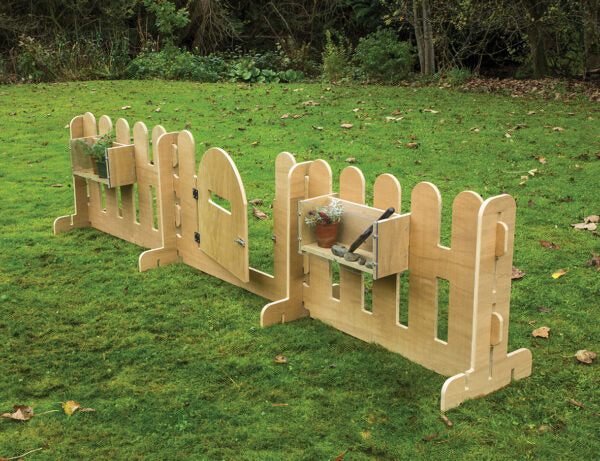 Outdoor Fence Set - 2 Fence Panels + 1 Gate