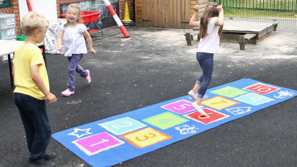 Hopscotch Outdoor Play™ For Schools | Mat  Outdoor Tuf-Loop™ 3x1m